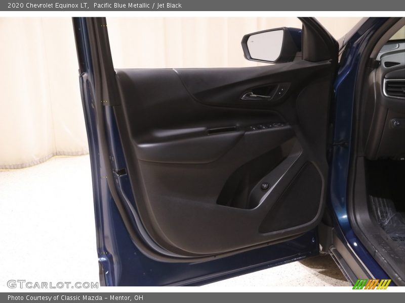 Pacific Blue Metallic / Jet Black 2020 Chevrolet Equinox LT