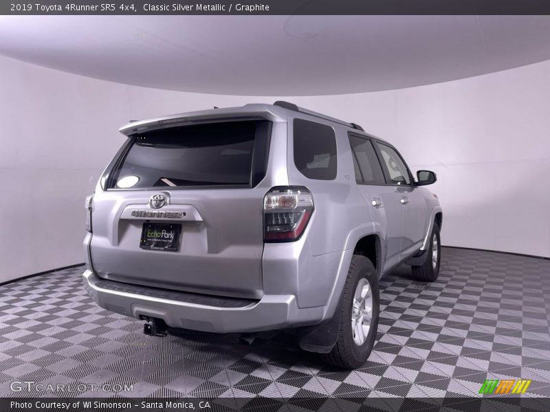 Classic Silver Metallic / Graphite 2019 Toyota 4Runner SR5 4x4