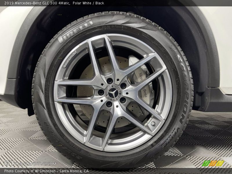 Polar White / Black 2019 Mercedes-Benz GLC 300 4Matic