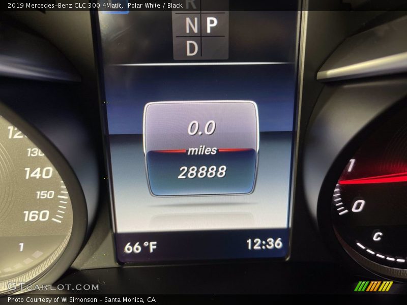 Polar White / Black 2019 Mercedes-Benz GLC 300 4Matic