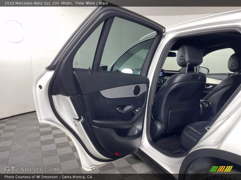 Polar White / Black 2019 Mercedes-Benz GLC 300 4Matic