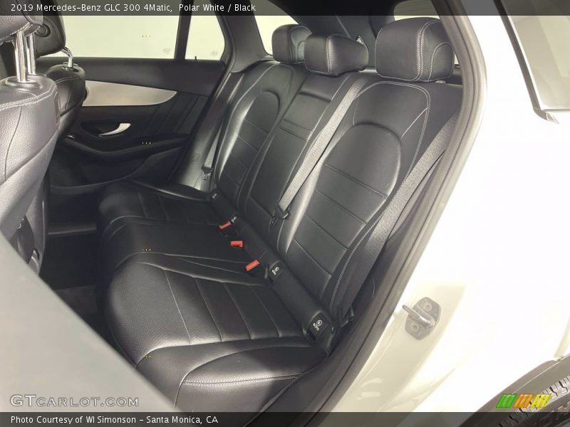 Polar White / Black 2019 Mercedes-Benz GLC 300 4Matic