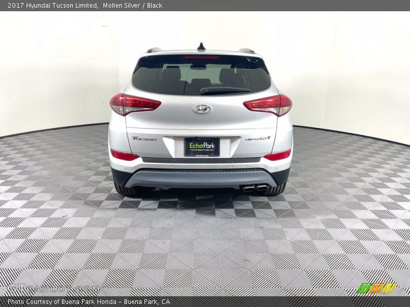 Molten Silver / Black 2017 Hyundai Tucson Limited