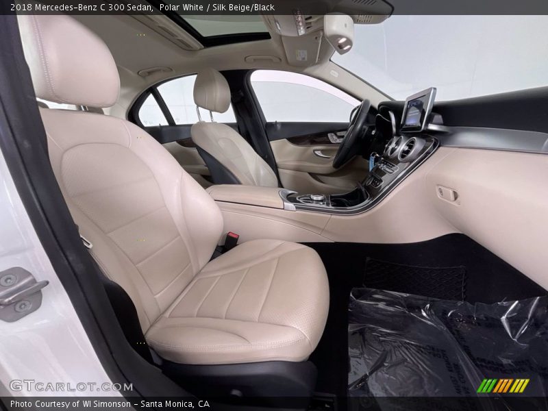 Polar White / Silk Beige/Black 2018 Mercedes-Benz C 300 Sedan