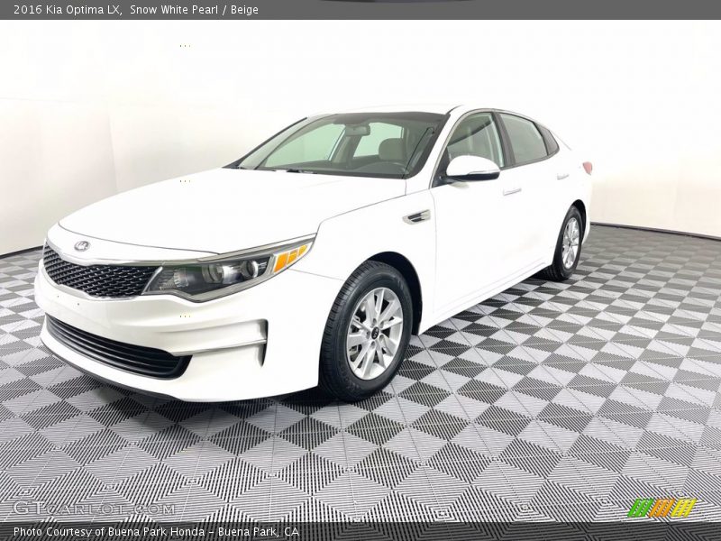 Snow White Pearl / Beige 2016 Kia Optima LX