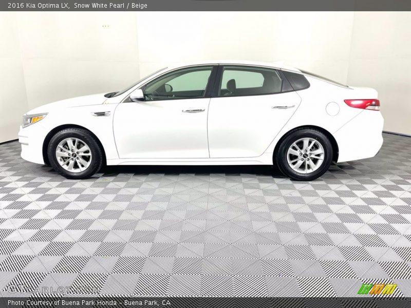 Snow White Pearl / Beige 2016 Kia Optima LX