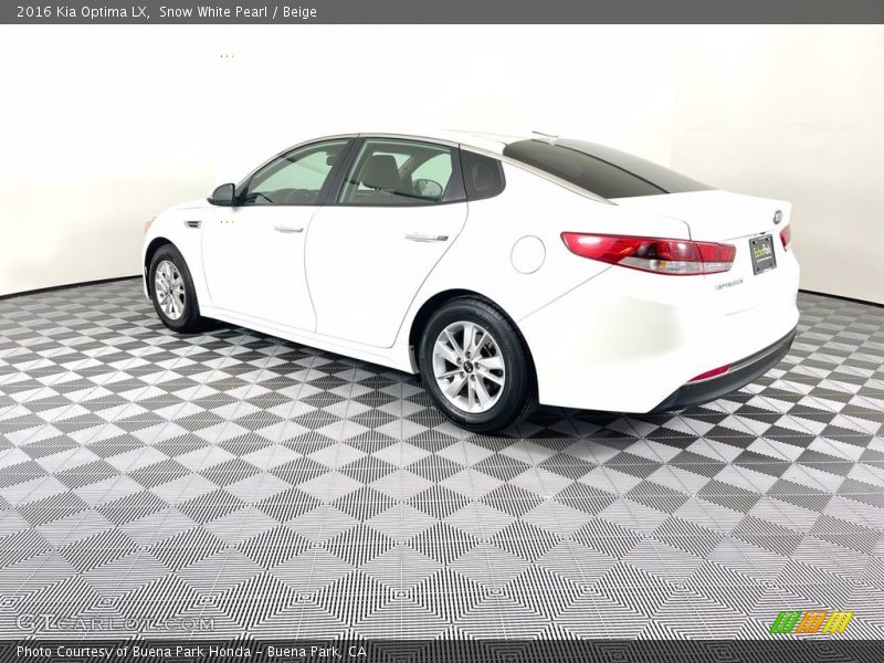 Snow White Pearl / Beige 2016 Kia Optima LX