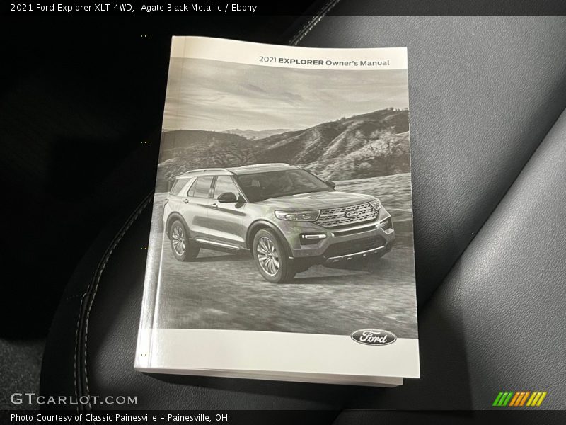 Agate Black Metallic / Ebony 2021 Ford Explorer XLT 4WD