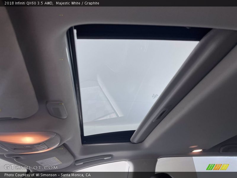 Majestic White / Graphite 2018 Infiniti QX60 3.5 AWD