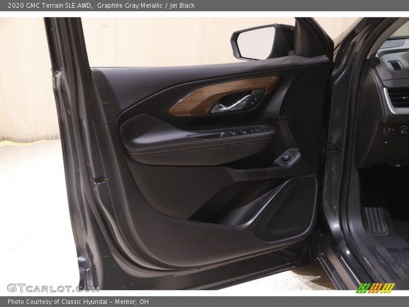 Graphite Gray Metallic / Jet Black 2020 GMC Terrain SLE AWD