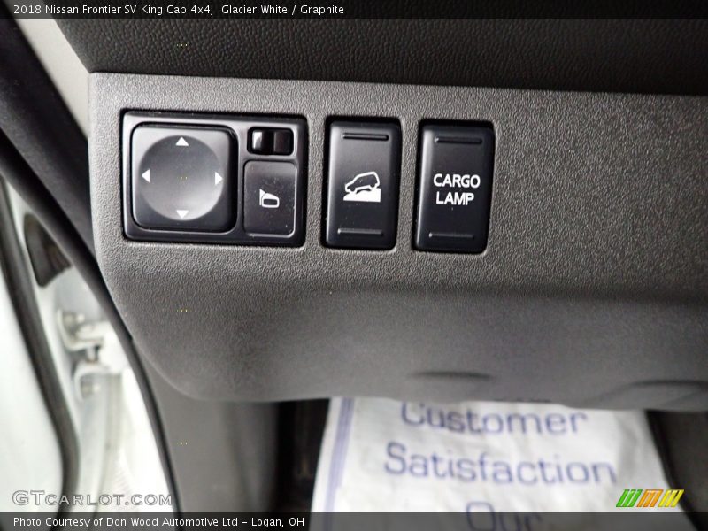 Glacier White / Graphite 2018 Nissan Frontier SV King Cab 4x4