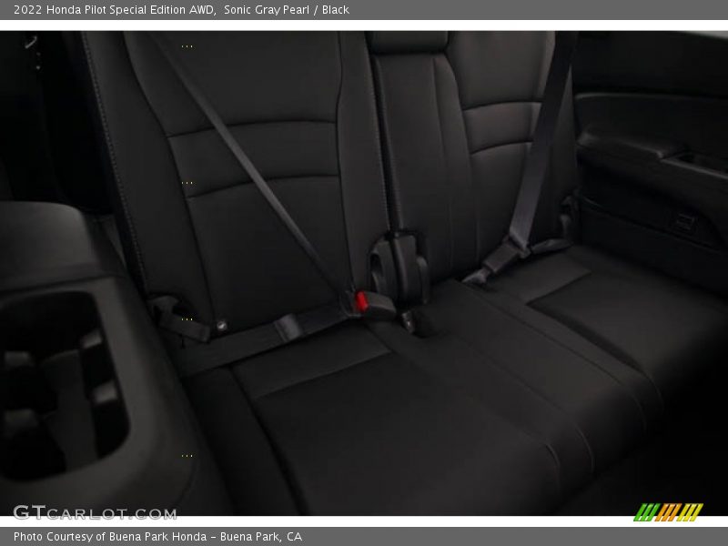 Sonic Gray Pearl / Black 2022 Honda Pilot Special Edition AWD