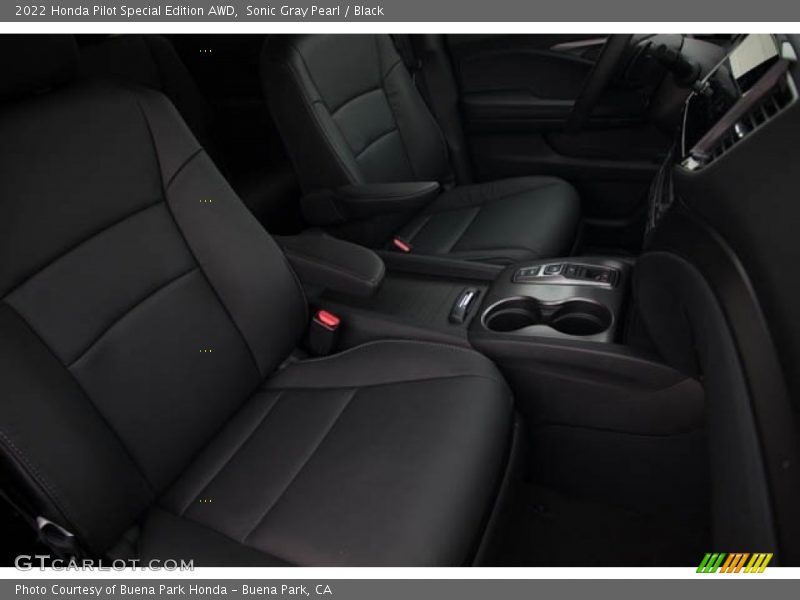Sonic Gray Pearl / Black 2022 Honda Pilot Special Edition AWD
