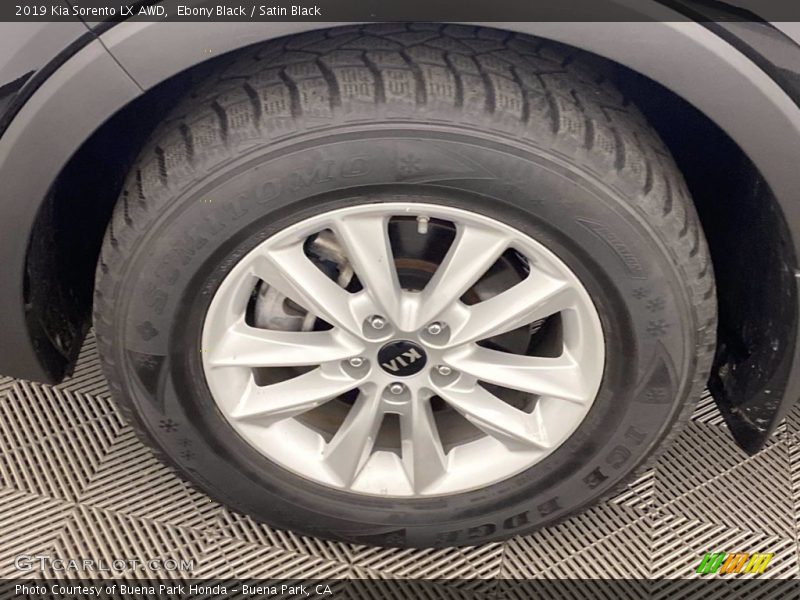 Ebony Black / Satin Black 2019 Kia Sorento LX AWD