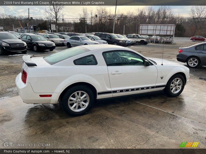 Performance White / Light Graphite 2009 Ford Mustang V6 Coupe