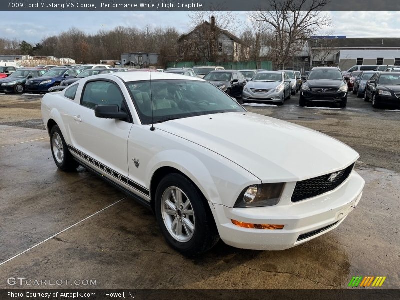 Performance White / Light Graphite 2009 Ford Mustang V6 Coupe