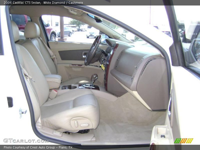 White Diamond / Cashmere 2006 Cadillac CTS Sedan