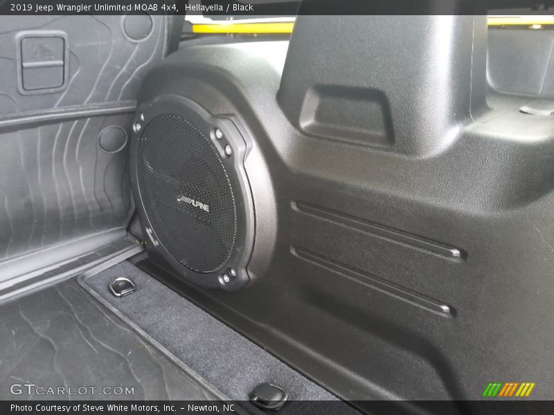 Hellayella / Black 2019 Jeep Wrangler Unlimited MOAB 4x4