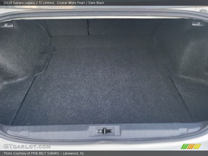  2018 Legacy 2.5i Limited Trunk