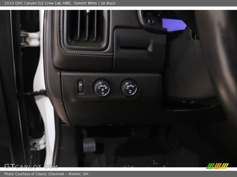 Summit White / Jet Black 2019 GMC Canyon SLE Crew Cab 4WD