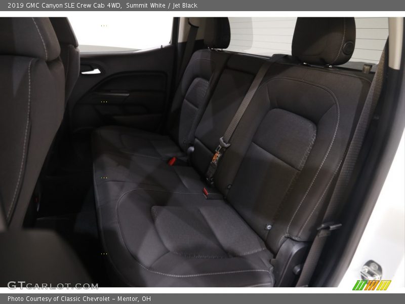 Summit White / Jet Black 2019 GMC Canyon SLE Crew Cab 4WD