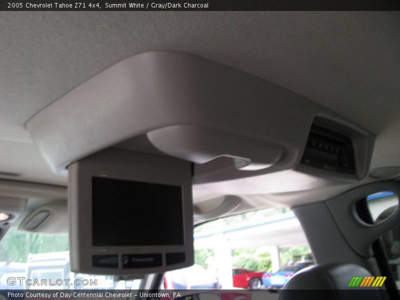 Summit White / Gray/Dark Charcoal 2005 Chevrolet Tahoe Z71 4x4