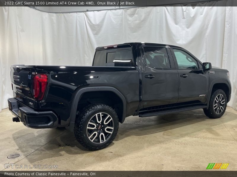 Onyx Black / Jet Black 2022 GMC Sierra 1500 Limited AT4 Crew Cab 4WD