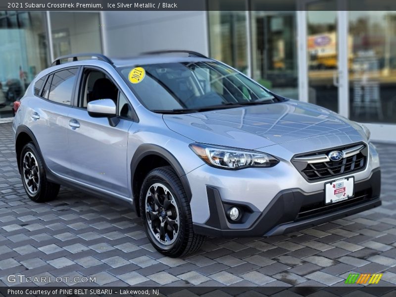 Front 3/4 View of 2021 Crosstrek Premium