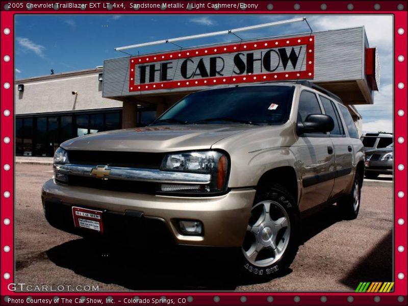Sandstone Metallic / Light Cashmere/Ebony 2005 Chevrolet TrailBlazer EXT LT 4x4