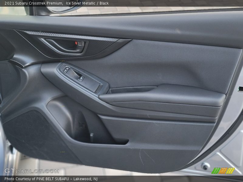 Door Panel of 2021 Crosstrek Premium