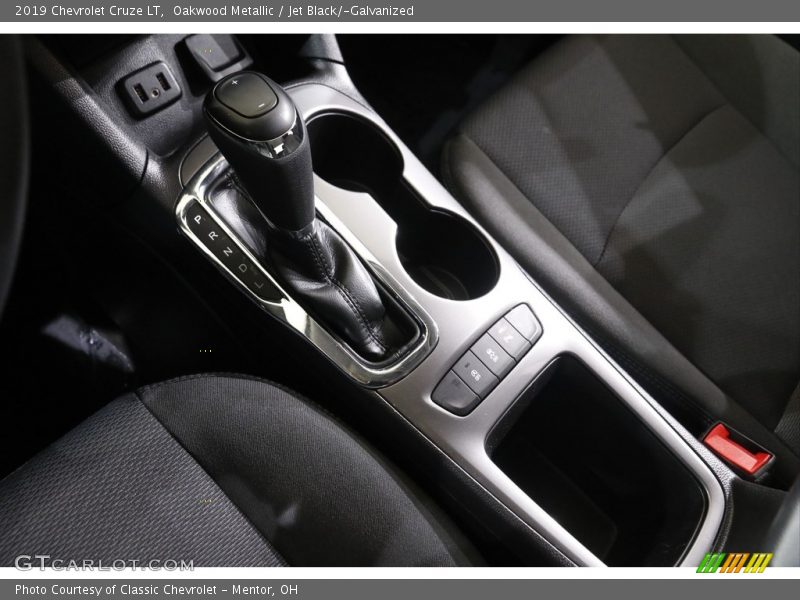 Oakwood Metallic / Jet Black/­Galvanized 2019 Chevrolet Cruze LT