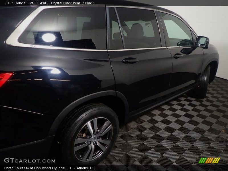 Crystal Black Pearl / Black 2017 Honda Pilot EX AWD