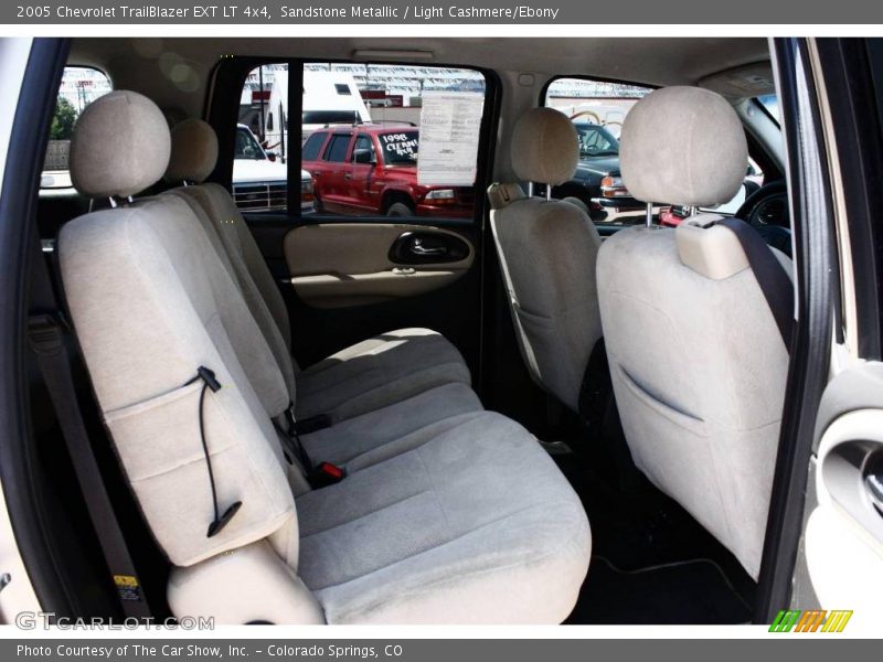 Sandstone Metallic / Light Cashmere/Ebony 2005 Chevrolet TrailBlazer EXT LT 4x4