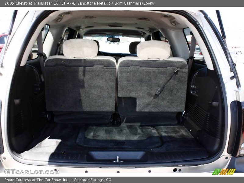 Sandstone Metallic / Light Cashmere/Ebony 2005 Chevrolet TrailBlazer EXT LT 4x4