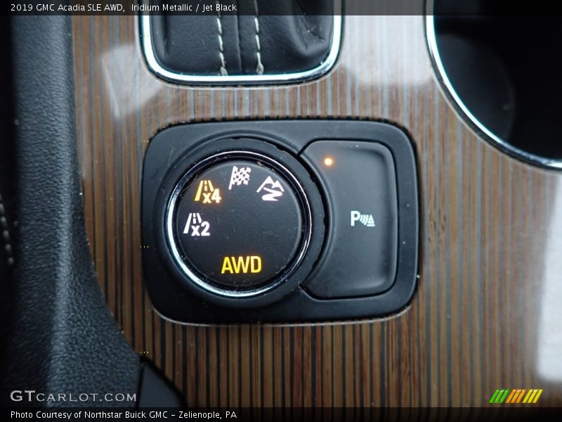 Iridium Metallic / Jet Black 2019 GMC Acadia SLE AWD