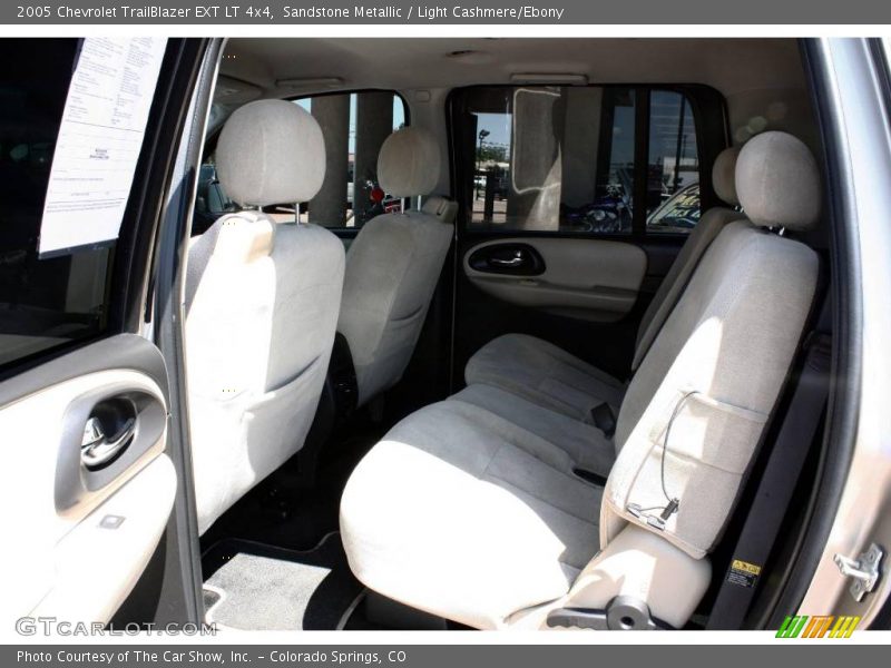 Sandstone Metallic / Light Cashmere/Ebony 2005 Chevrolet TrailBlazer EXT LT 4x4