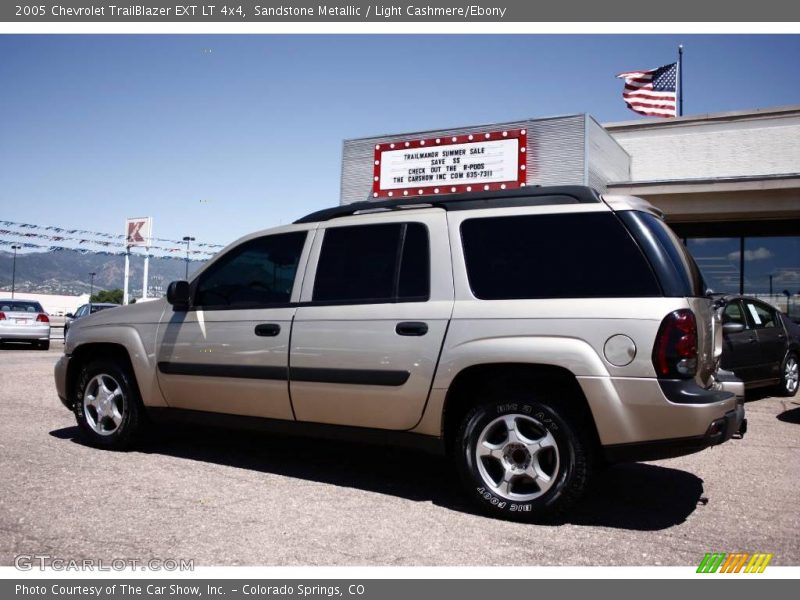 Sandstone Metallic / Light Cashmere/Ebony 2005 Chevrolet TrailBlazer EXT LT 4x4