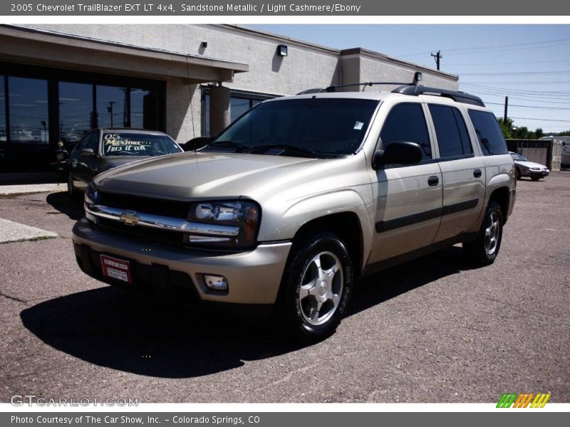 Sandstone Metallic / Light Cashmere/Ebony 2005 Chevrolet TrailBlazer EXT LT 4x4