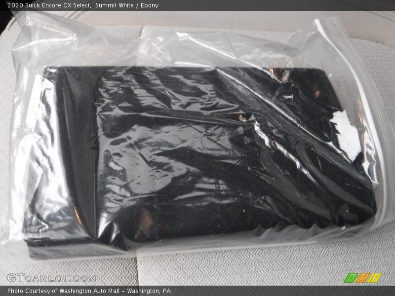 Summit White / Ebony 2020 Buick Encore GX Select