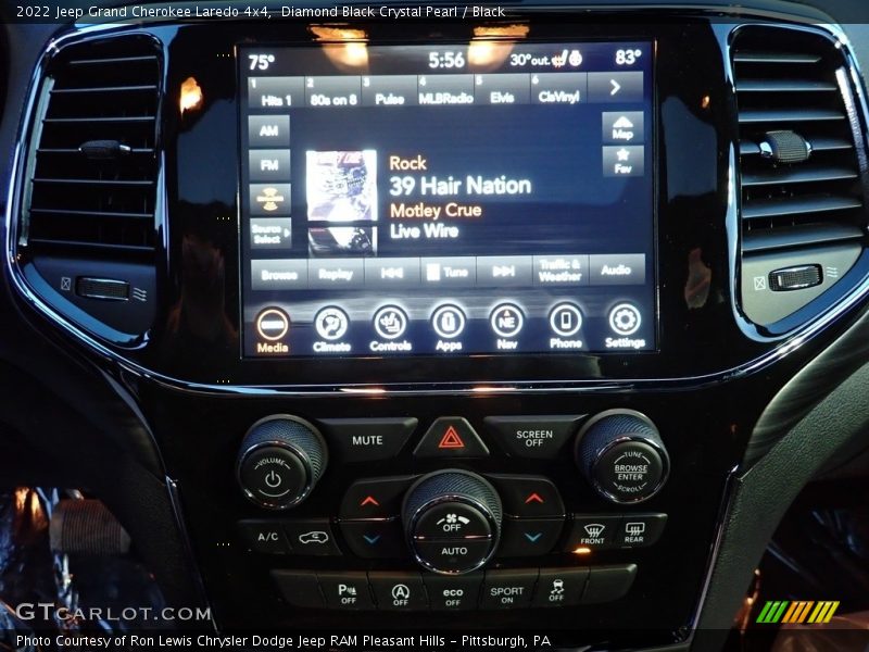 Diamond Black Crystal Pearl / Black 2022 Jeep Grand Cherokee Laredo 4x4