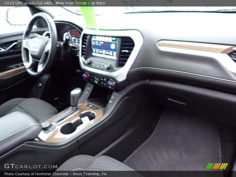 White Frost Tricoat / Jet Black 2019 GMC Acadia SLE AWD