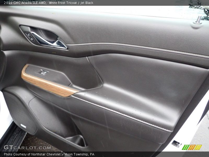 White Frost Tricoat / Jet Black 2019 GMC Acadia SLE AWD