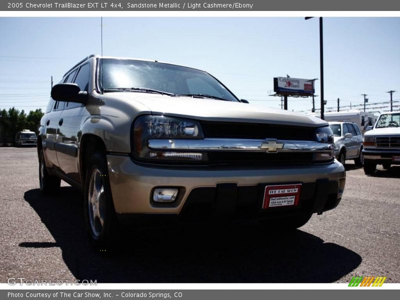 Sandstone Metallic / Light Cashmere/Ebony 2005 Chevrolet TrailBlazer EXT LT 4x4