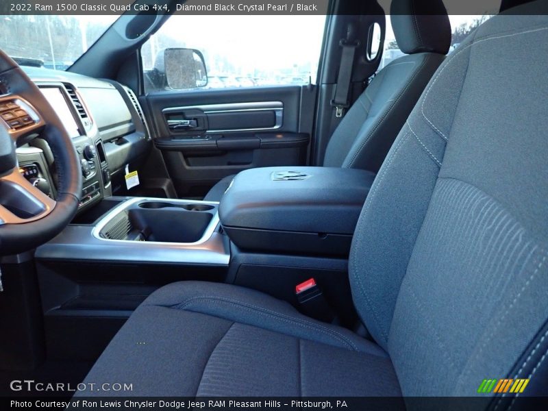 Diamond Black Crystal Pearl / Black 2022 Ram 1500 Classic Quad Cab 4x4