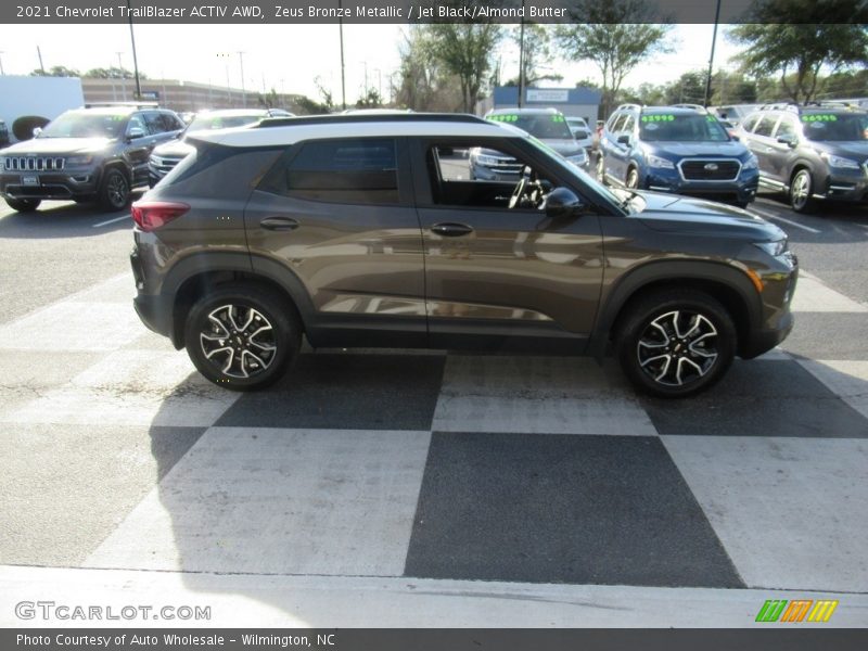 Zeus Bronze Metallic / Jet Black/Almond Butter 2021 Chevrolet TrailBlazer ACTIV AWD