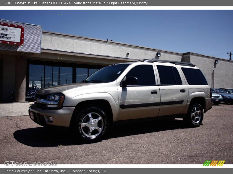 Sandstone Metallic / Light Cashmere/Ebony 2005 Chevrolet TrailBlazer EXT LT 4x4