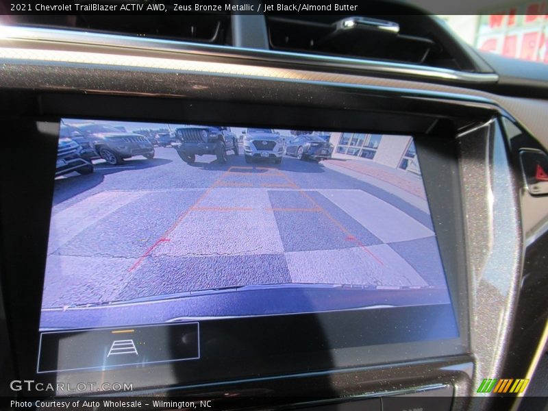 Zeus Bronze Metallic / Jet Black/Almond Butter 2021 Chevrolet TrailBlazer ACTIV AWD