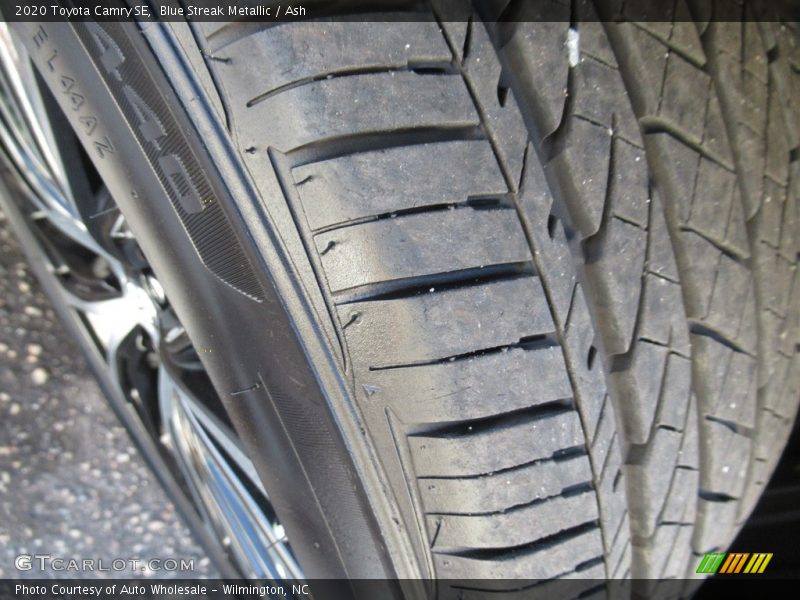 Blue Streak Metallic / Ash 2020 Toyota Camry SE