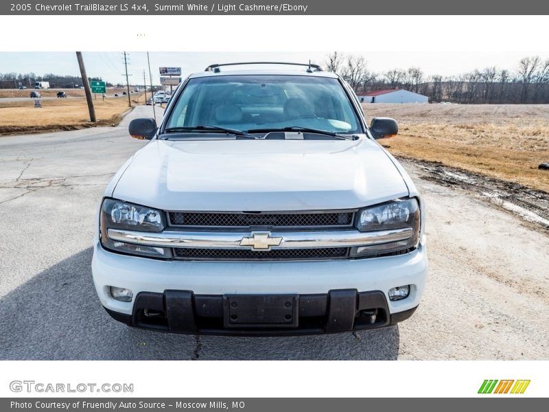 Summit White / Light Cashmere/Ebony 2005 Chevrolet TrailBlazer LS 4x4