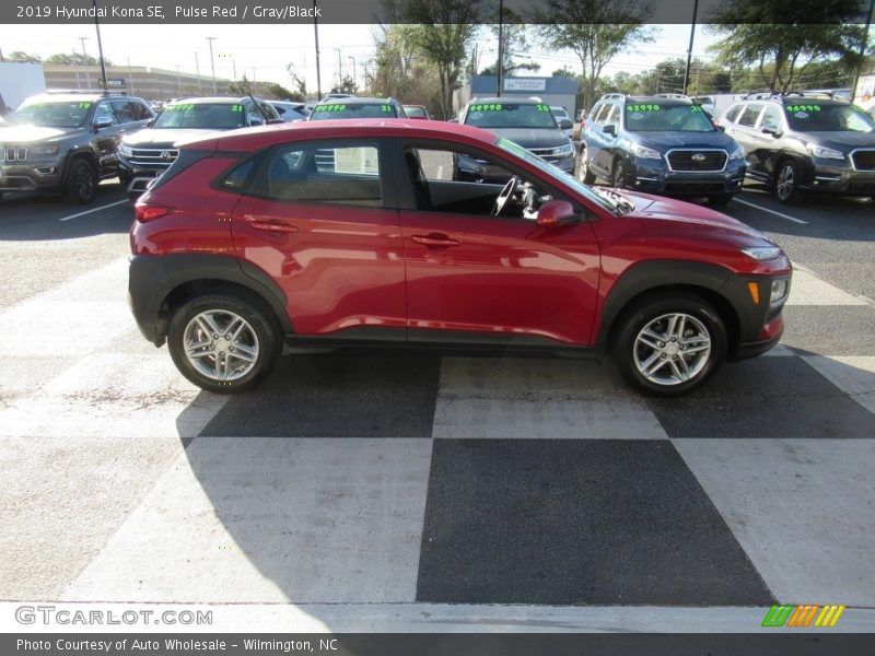 Pulse Red / Gray/Black 2019 Hyundai Kona SE